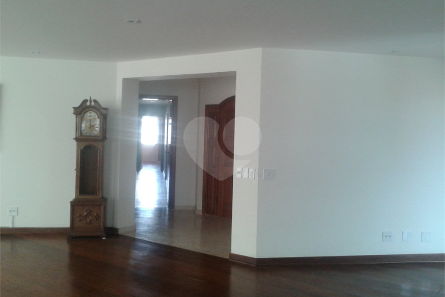 Apartamento à venda com 4 quartos, sendo 3 suítes, em Santana, São Paulo, SP
