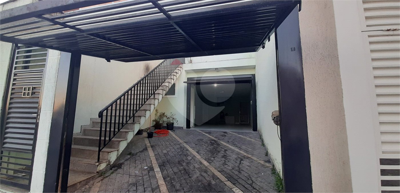 Sobrado à venda com 3 suítes em Tremembé, São Paulo, SP