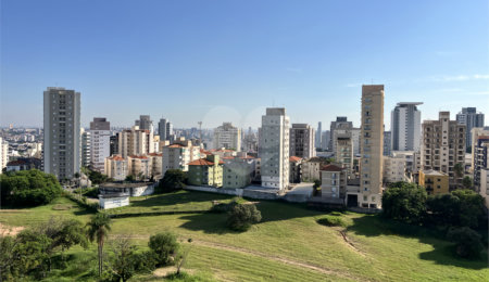 Apartamento à venda com 3 quartos, sendo 1 suíte,  em Parque Campolim, Sorocaba, SP