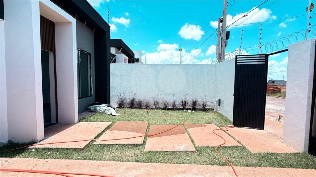 Casa à venda com 2 quartos, sendo 1 suíte,  em Portal das Araras, Três Lagoas, MS