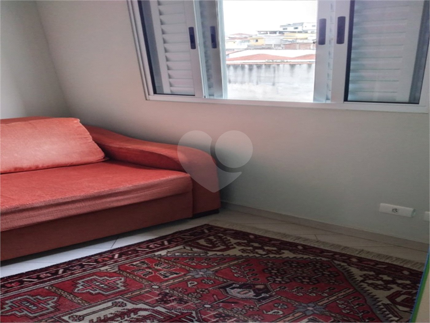 Casa à venda com 3 quartos, sendo 2 suítes, no condomínio Villa's Residencial, São Paulo - SP