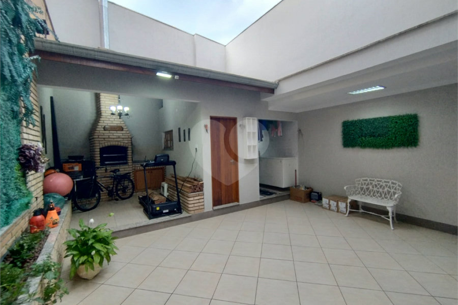 Casa à venda com 3 quartos, sendo 1 suíte,  em Santana, São Paulo, SP