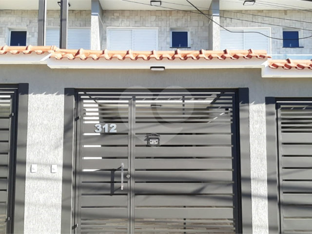 Sobrado à venda com 3 quartos, sendo 1 suíte,  em Vila Guilherme, São Paulo, SP