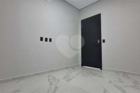 Casa à venda com 3 quartos, sendo 1 suíte, no condomínio Reserva Ipanema, Sorocaba - SP