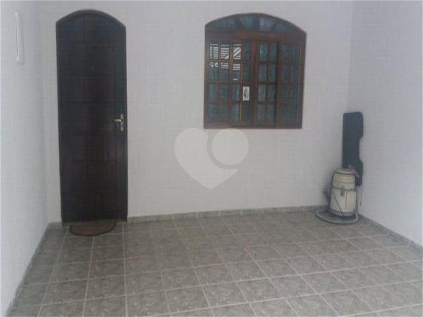 Sobrado à venda com 3 suítes em Jaraguá, São Paulo, SP