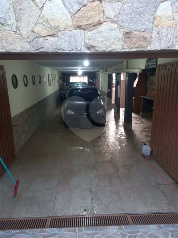 Sobrado à venda com 3 quartos em Jardim Peri, São Paulo, SP
