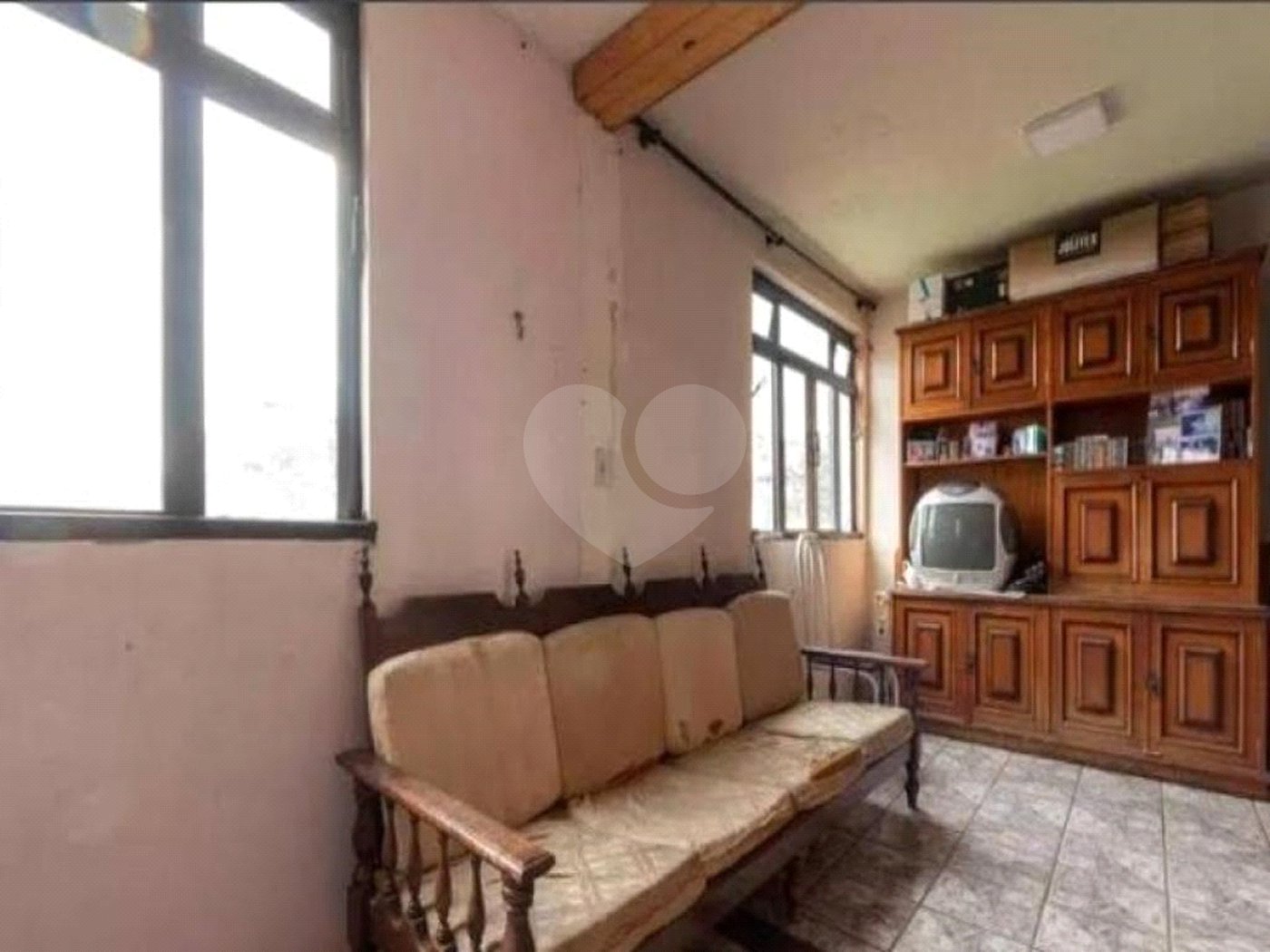 Casa à venda com 3 quartos, sendo 1 suíte, em Itaquera, São Paulo, SP