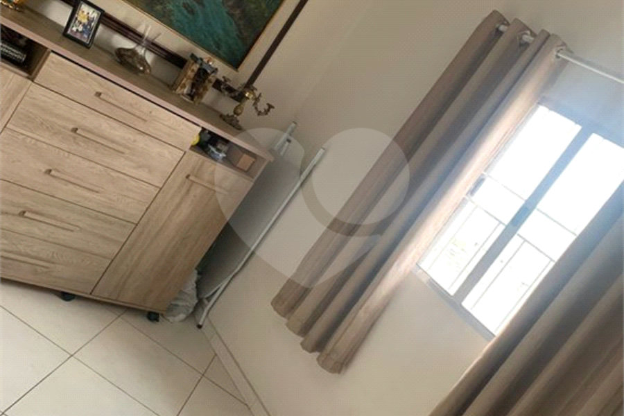 Sobrado à venda com 4 quartos, sendo 1 suíte, em Horto, São Paulo, SP