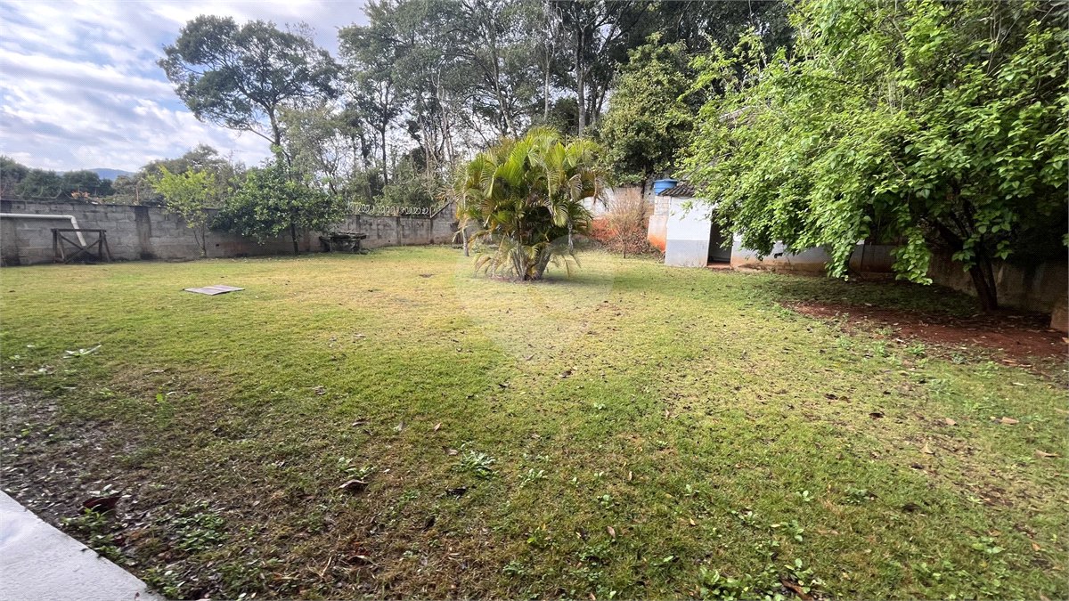 Casa Térrea para alugar com 3 quartos, sendo 1 suíte, em Jardim Estância Brasil, Atibaia, SP