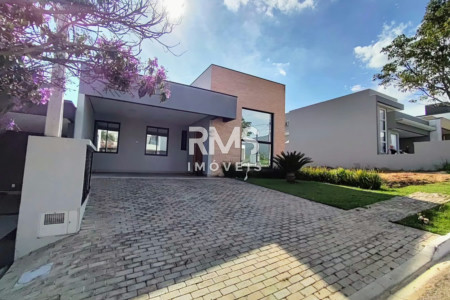 Casa à venda com 3 quartos, sendo 1 suíte, no condomínio Residencial Mont Blanc, Itu - SP