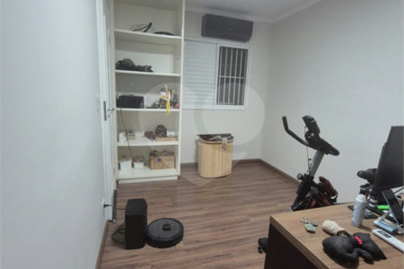 Casa à venda com 3 quartos, sendo 1 suíte, no condomínio Mariana, São Paulo - SP