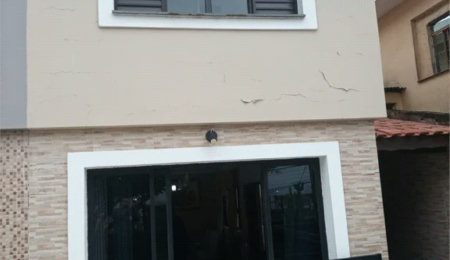 Casa à venda com 3 quartos, sendo 1 suíte,  em Jardim Monte Azul, São Paulo, SP