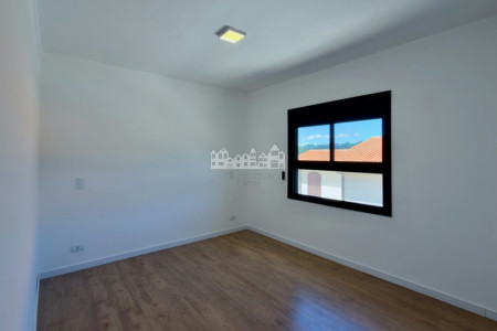 Casa à venda com 3 suítes no condomínio Celina Residencial, Atibaia - SP