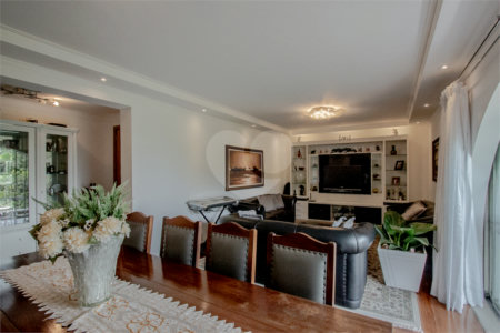 Apartamento à venda com 4 quartos, sendo 1 suíte, em Granja Julieta, São Paulo, SP
