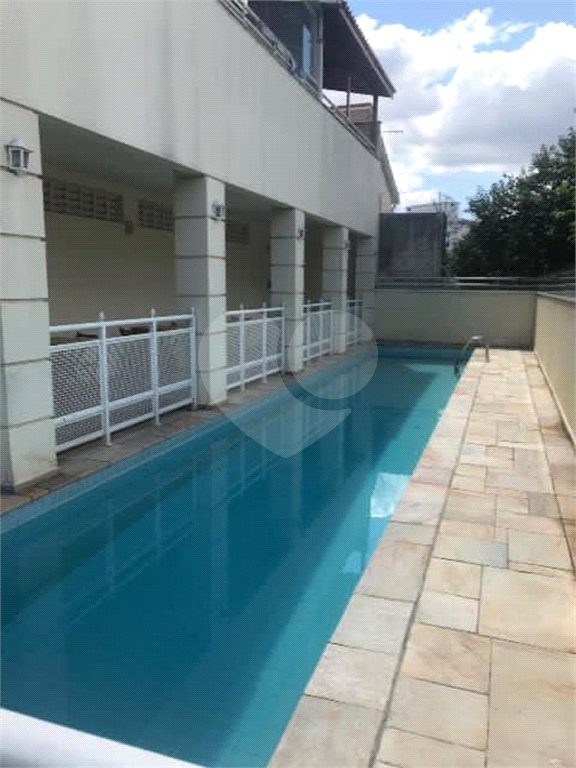 Casa à venda com 3 quartos, sendo 1 suíte, no condomínio Villas de São Francisco, São Paulo - SP