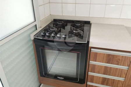 Apartamento para alugar com 2 quartos, sendo 1 suíte, em Vila Invernada, São Paulo, SP