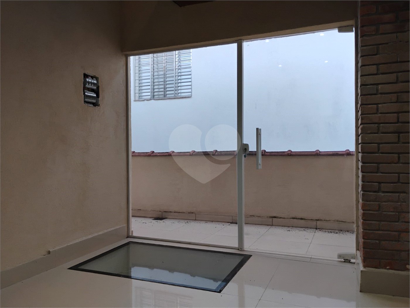 Sobrado à venda com 3 quartos, sendo 1 suíte, em Vila Paulista, São Paulo, SP