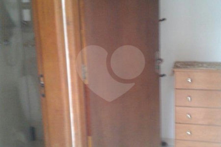 Sobrado à venda com 4 quartos, sendo 3 suítes, em Jardim São Bento, São Paulo, SP