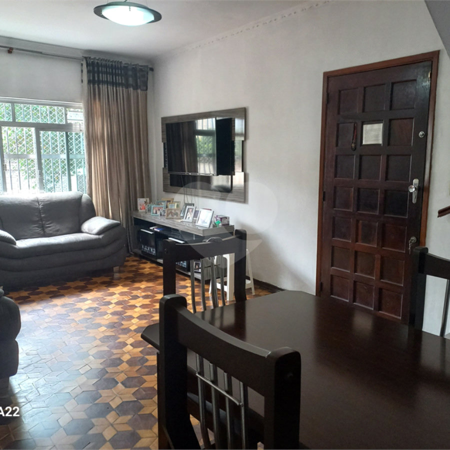 Sobrado à venda com 3 quartos em Lapa, São Paulo, SP