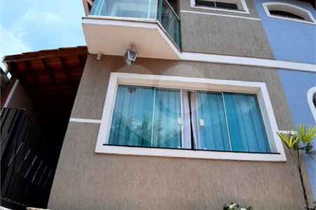 Sobrado à venda com 4 quartos, sendo 2 suítes, em Parque Casa de Pedra, São Paulo, SP
