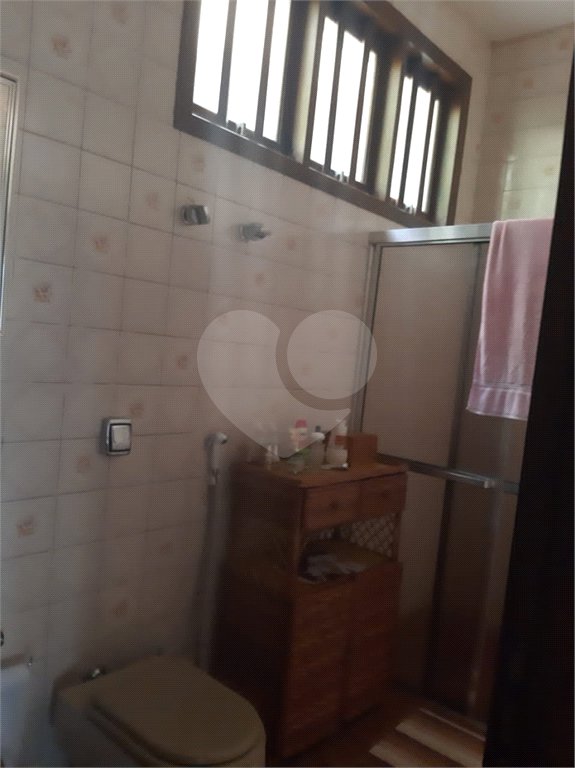 Sobrado à venda com 3 quartos, sendo 1 suíte, em Roseira, Mairiporã, SP