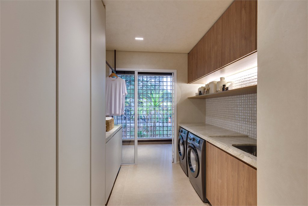 Apartamento à venda com 3 suítes em Brooklin, São Paulo, SP