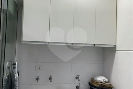 Casa à venda com 2 suítes no condomínio Residencial Veneza, São Paulo - SP