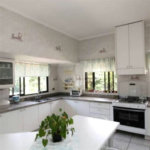 Casa Térrea à venda ou para alugar com 4 suítes em Jardim Floresta, São Paulo, SP
