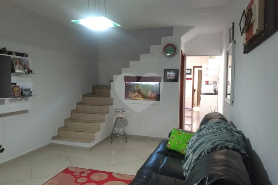 Sobrado à venda com 3 quartos, sendo 1 suíte, em Tremembé, São Paulo, SP