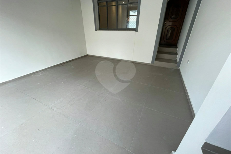 Sobrado à venda com 3 quartos, sendo 2 suítes, em Vila Palmeiras, São Paulo, SP