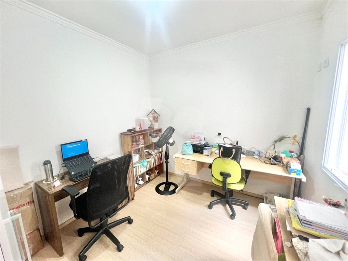 Sobrado à venda com 3 quartos, sendo 1 suíte,  em Tremembé, São Paulo, SP