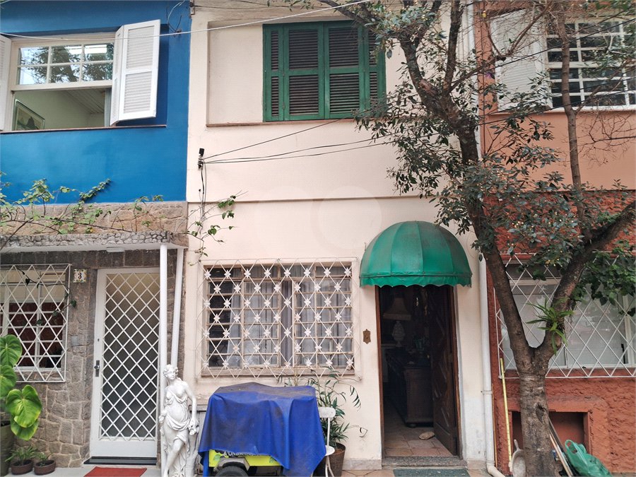 Casa de Vila à venda com 2 quartos em Pinheiros, São Paulo, SP