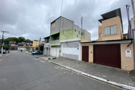 Casa à venda com 2 suítes em Cidade Kemel, São Paulo, SP