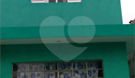 Sobrado à venda com 5 quartos em Artur Alvim, São Paulo, SP