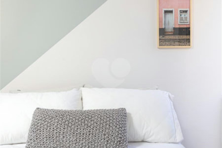 Apartamento à venda com 4 quartos, sendo 1 suíte, em Vila Cordeiro, São Paulo, SP