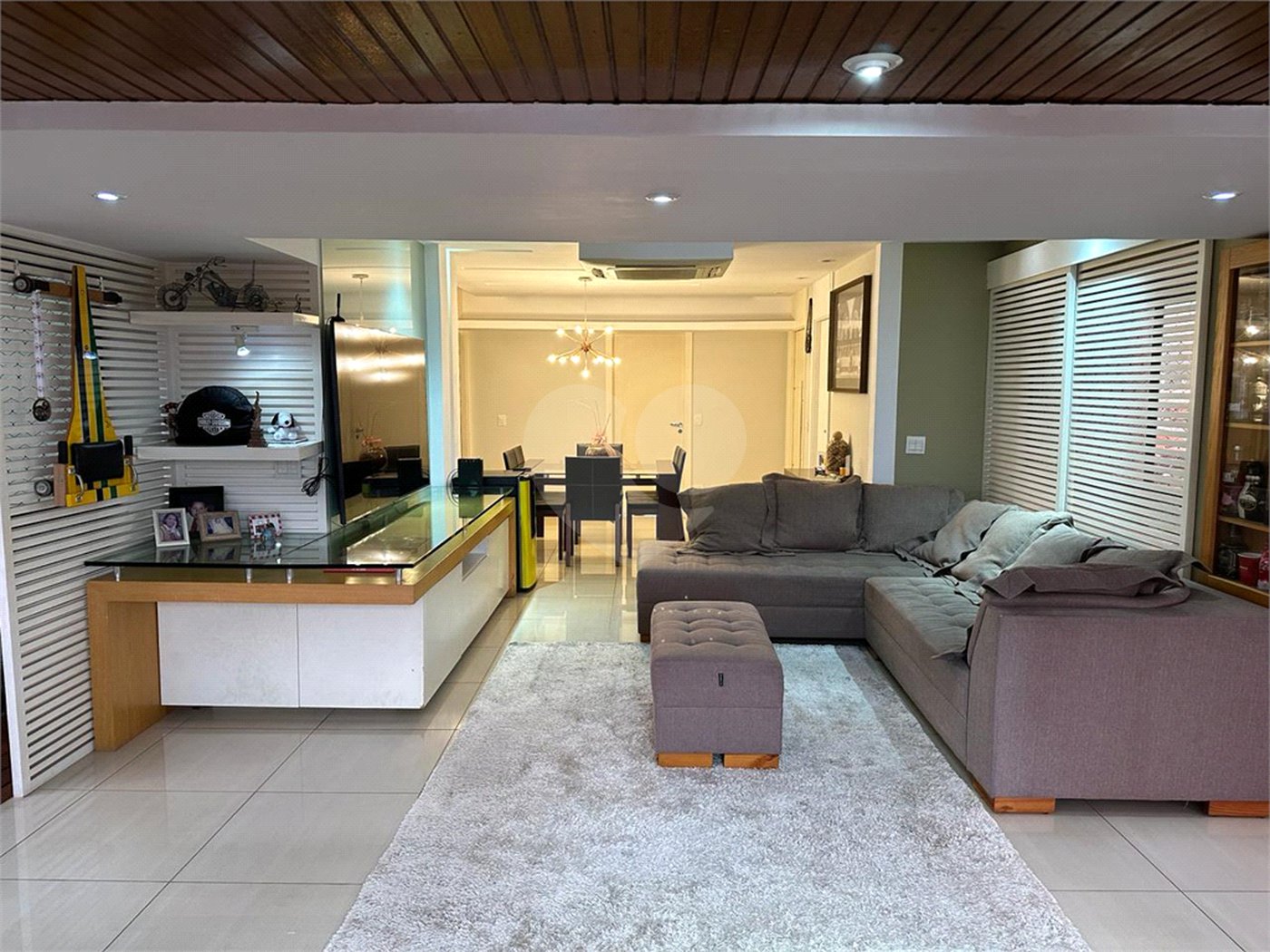 Apartamento à venda ou para alugar com 4 quartos, sendo 1 suíte, no Centro, Mogi das Cruzes, SP