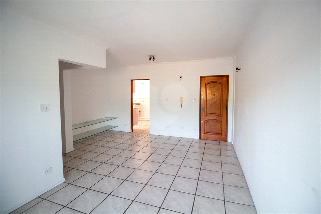Apartamento à venda com 3 quartos, sendo 1 suíte, no Centro, São Roque, SP