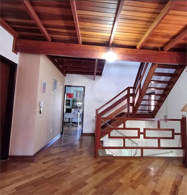 Sobrado à venda com 3 quartos, sendo 2 suítes,  em Jardim Marica, Mogi das Cruzes, SP