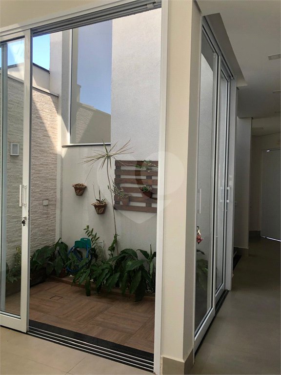 Casa à venda com 3 quartos, sendo 1 suíte,  no condomínio Costa das Areias, Salto - SP