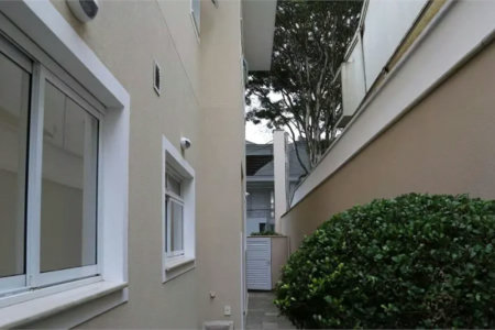 Casa à venda com 3 suítes no condomínio Residencial Morumbi, São Paulo - SP