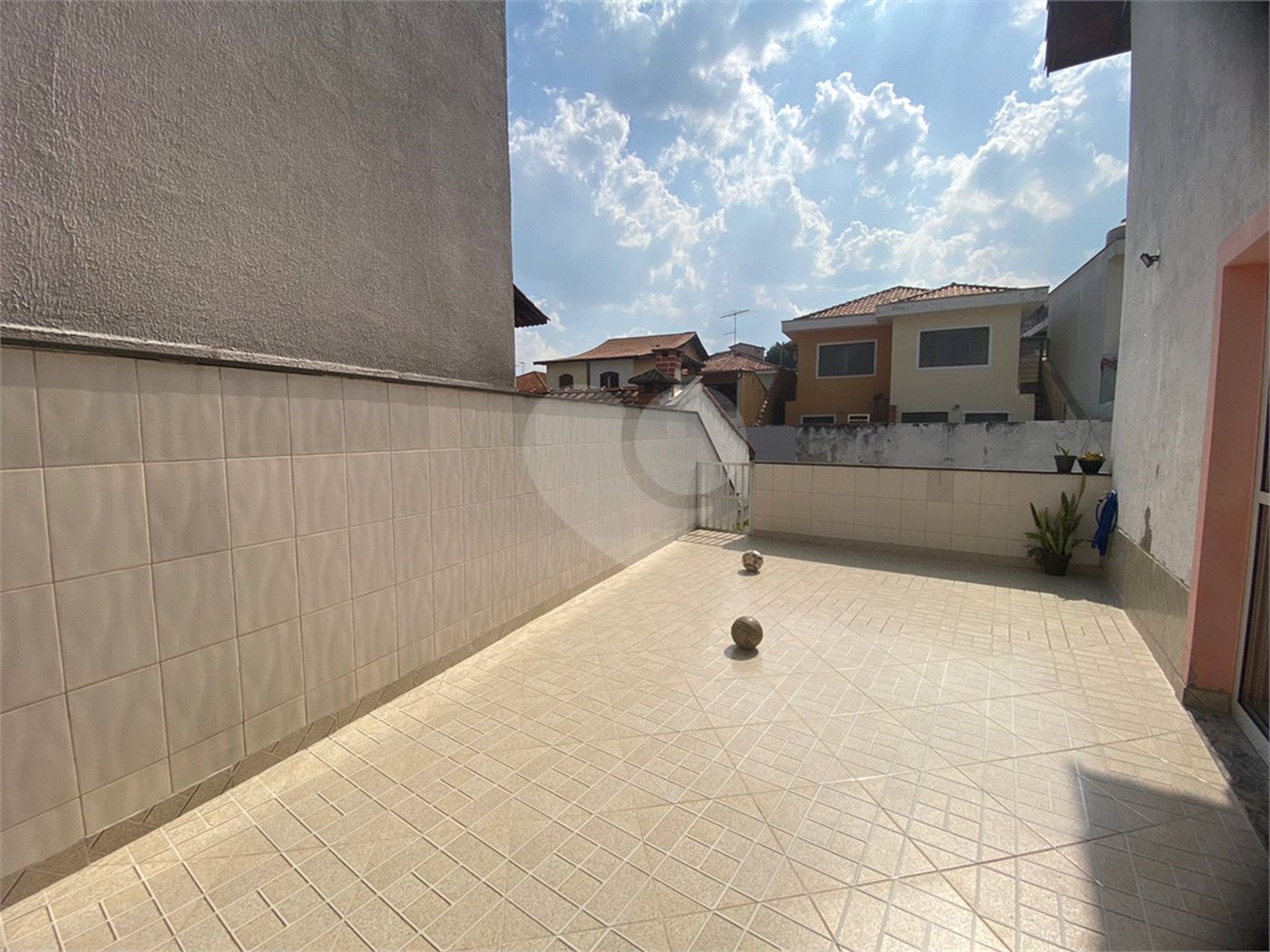 Sobrado à venda com 3 suítes em Vila Nova Mazzei, São Paulo, SP