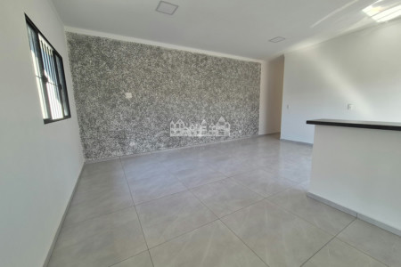 Casa térrea à venda com 3 quartos, sendo 1 suíte, em Vila Bonsai, Atibaia - SP