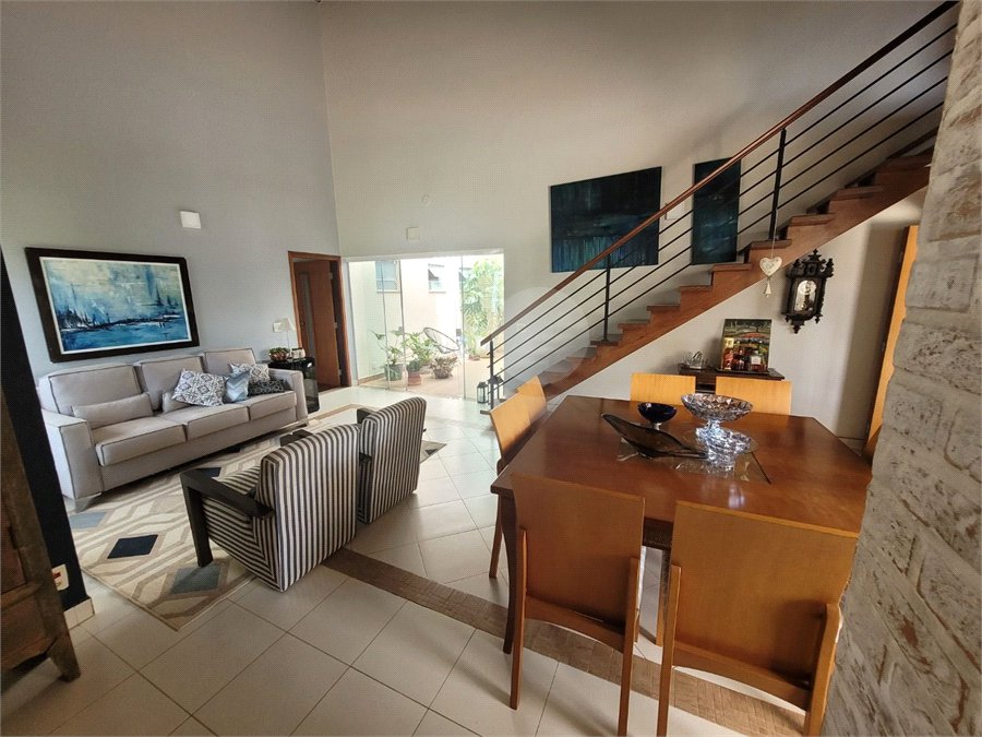 Casa à venda com 3 suítes em Chácara Areal, Indaiatuba, SP