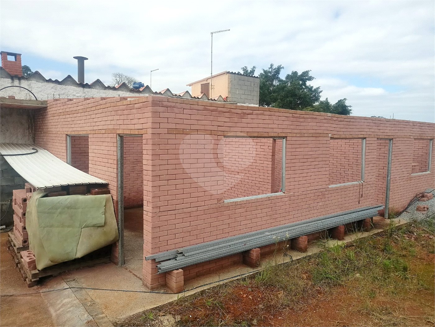 Chácara à venda com 2 quartos em Chácaras Ceres, Suzano, SP