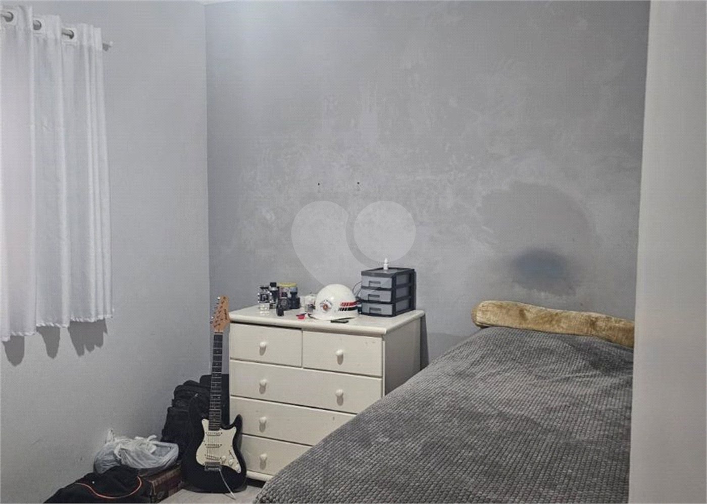 Casa à venda com 3 quartos, sendo 1 suíte, no condomínio Parque das Árvores, Sorocaba - SP