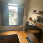 Sobrado à venda com 4 quartos, sendo 1 suíte, em Tremembé, São Paulo, SP