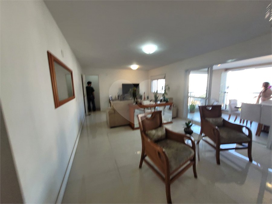 Apartamento para alugar com 4 quartos, sendo 3 suítes, em Lapa, São Paulo, SP
