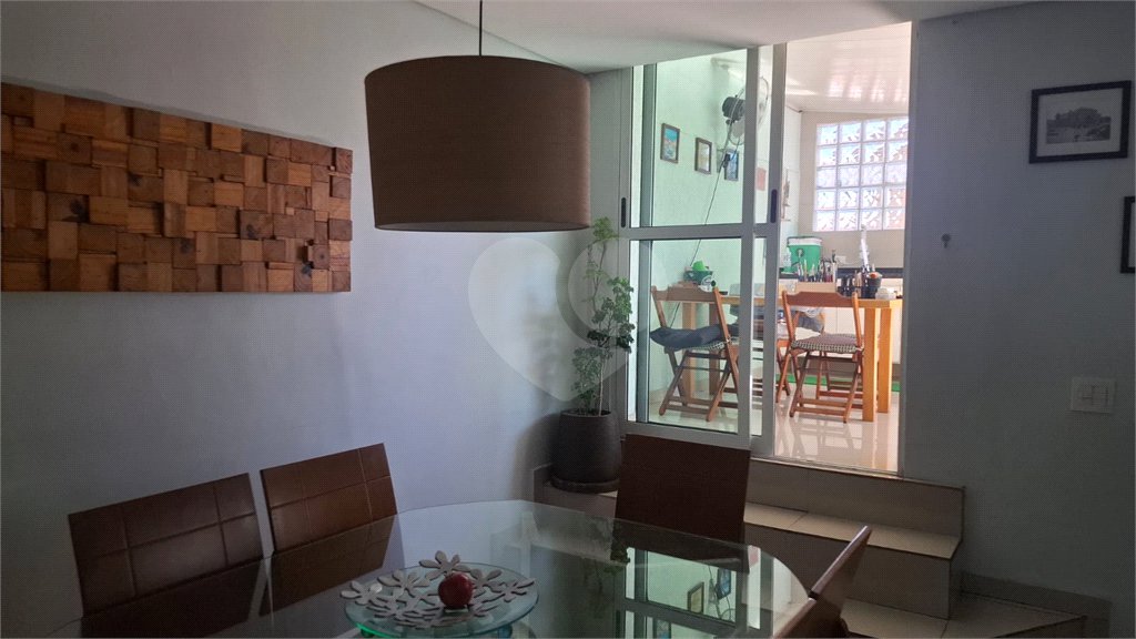 Sobrado à venda com 3 suítes em Vila Pompéia, São Paulo, SP