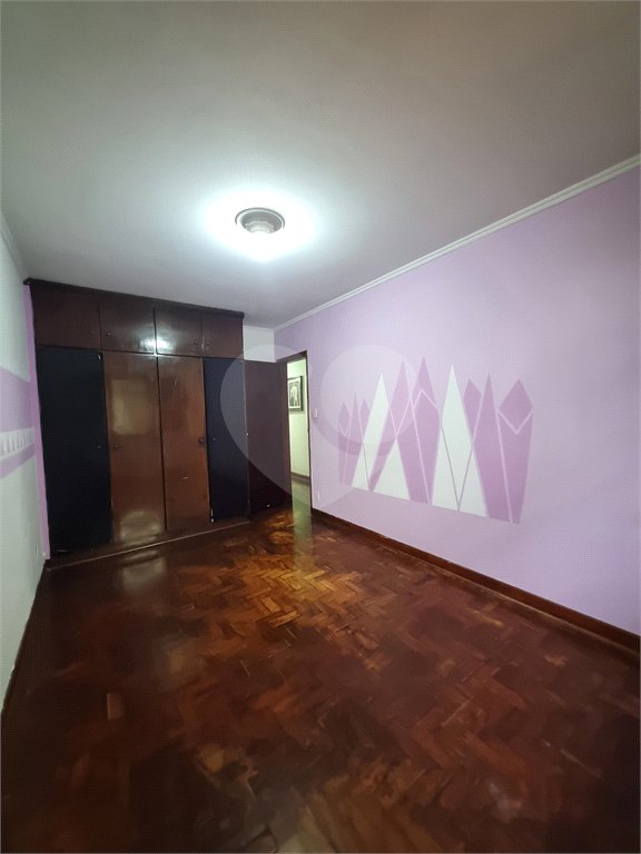 Casa à venda com 3 quartos, sendo 1 suíte,  em Jardim Leonor Mendes de Barros, São Paulo, SP