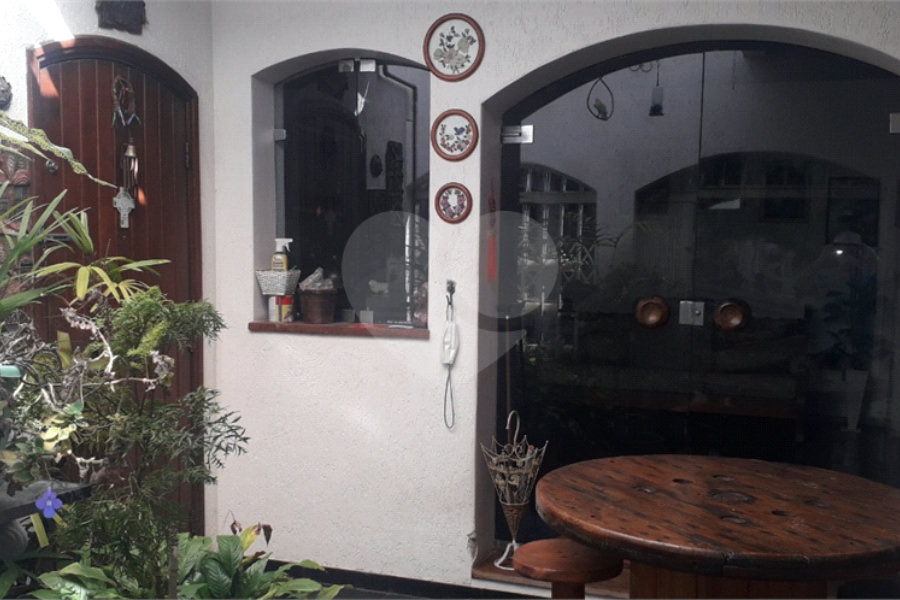 Casa à venda com 3 quartos em Jardim Regina, São Paulo, SP
